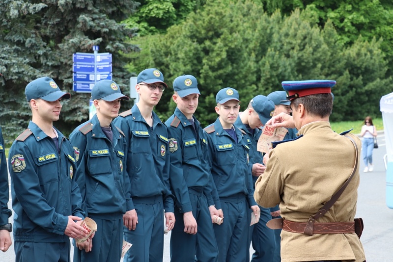 Организация посещения экспозиции по истории МПВО в годы Великой Отечественной войне 1941-1945 годов.