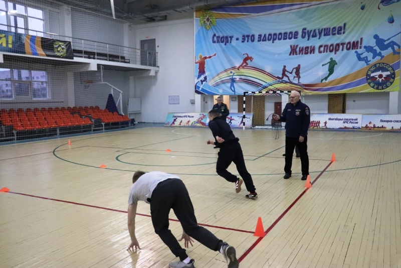 Личный состав приступил к сдаче итоговой проверки  за 2025 учебный год.