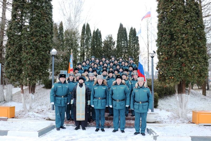 Военнослужащие роты вновь прибывшего пополнения приведены к Военной присяге.