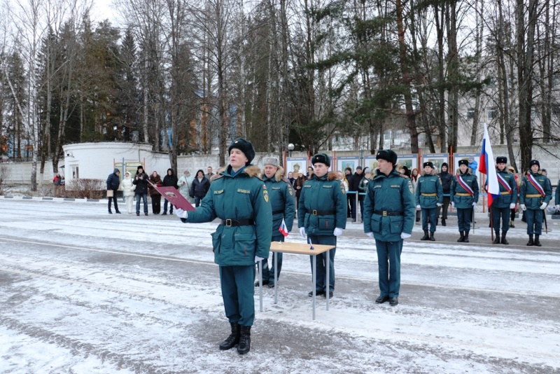 Военнослужащие роты вновь прибывшего пополнения приведены к Военной присяге.