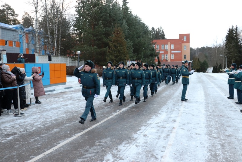 Военнослужащие роты вновь прибывшего пополнения приведены к Военной присяге.