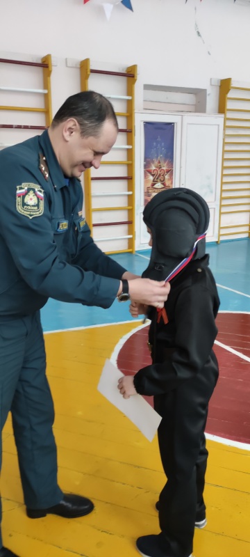 Смотр строя и песни, посвященный Дню защитника Отечества проведен в Старорузской средней школе.