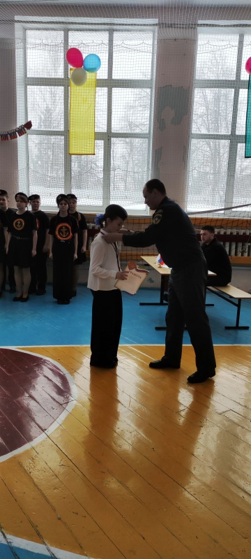 Смотр строя и песни, посвященный Дню защитника Отечества проведен в Старорузской средней школе.