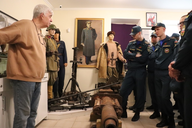 Военнослужащие по призыву посетили музей-клуб «Скирмановские высоты».
