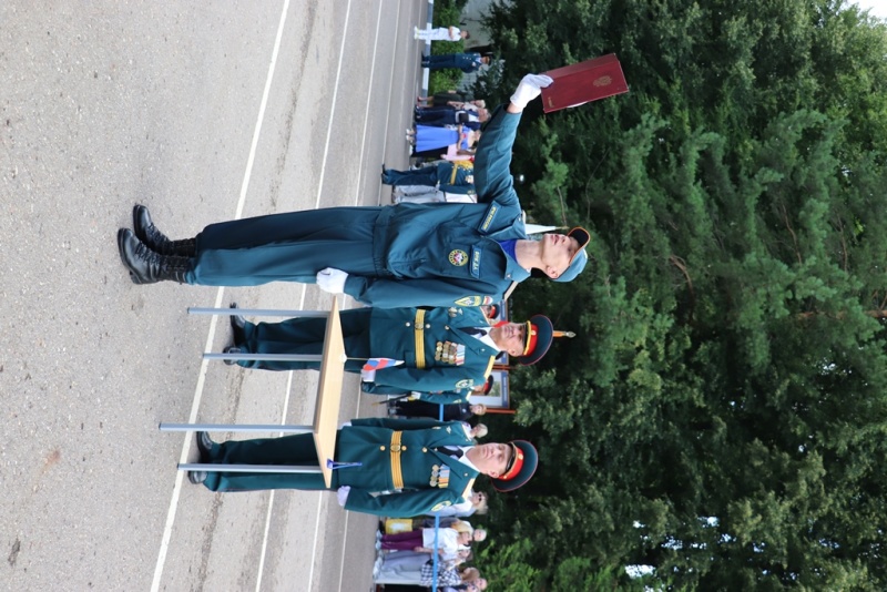 Церемония приведения к военной присяге состоялась в центре.