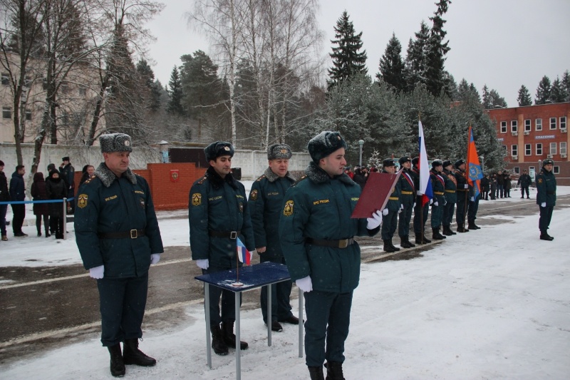 Приведение к военной присяге вновь прибывшего пополнения призыва осень-зима 2017 г 