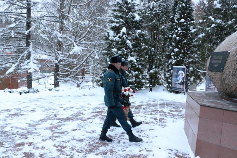 Торжественное мероприятие посвящённое Дню спасателя Российской Федерации.