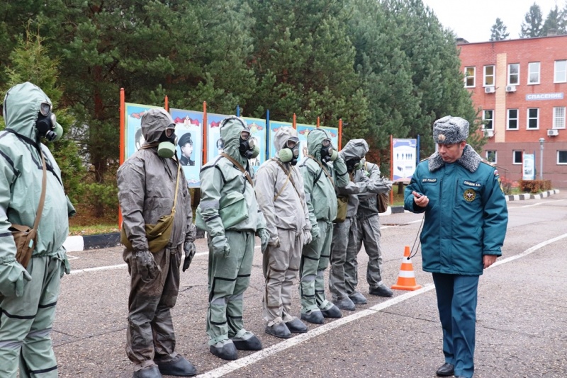 Проведение испытаний военнослужащих спасательных воинских формирований на присвоение, изменение и лишение классной квалификации.