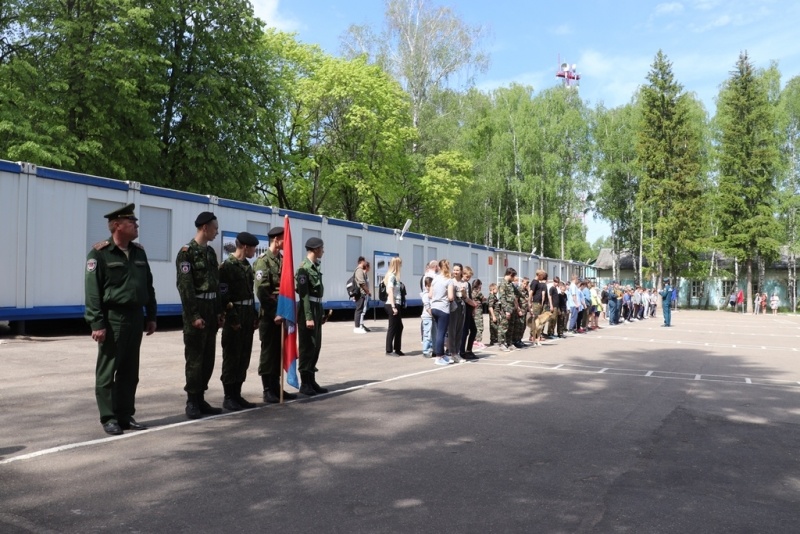 Церемония открытия военно-спортивных игр «Зарница».